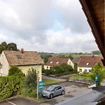 Holzapfel *